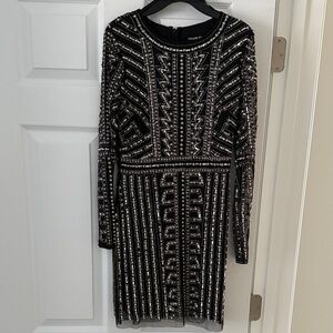 Glamorous Long Sleeve Black and Silver Dress